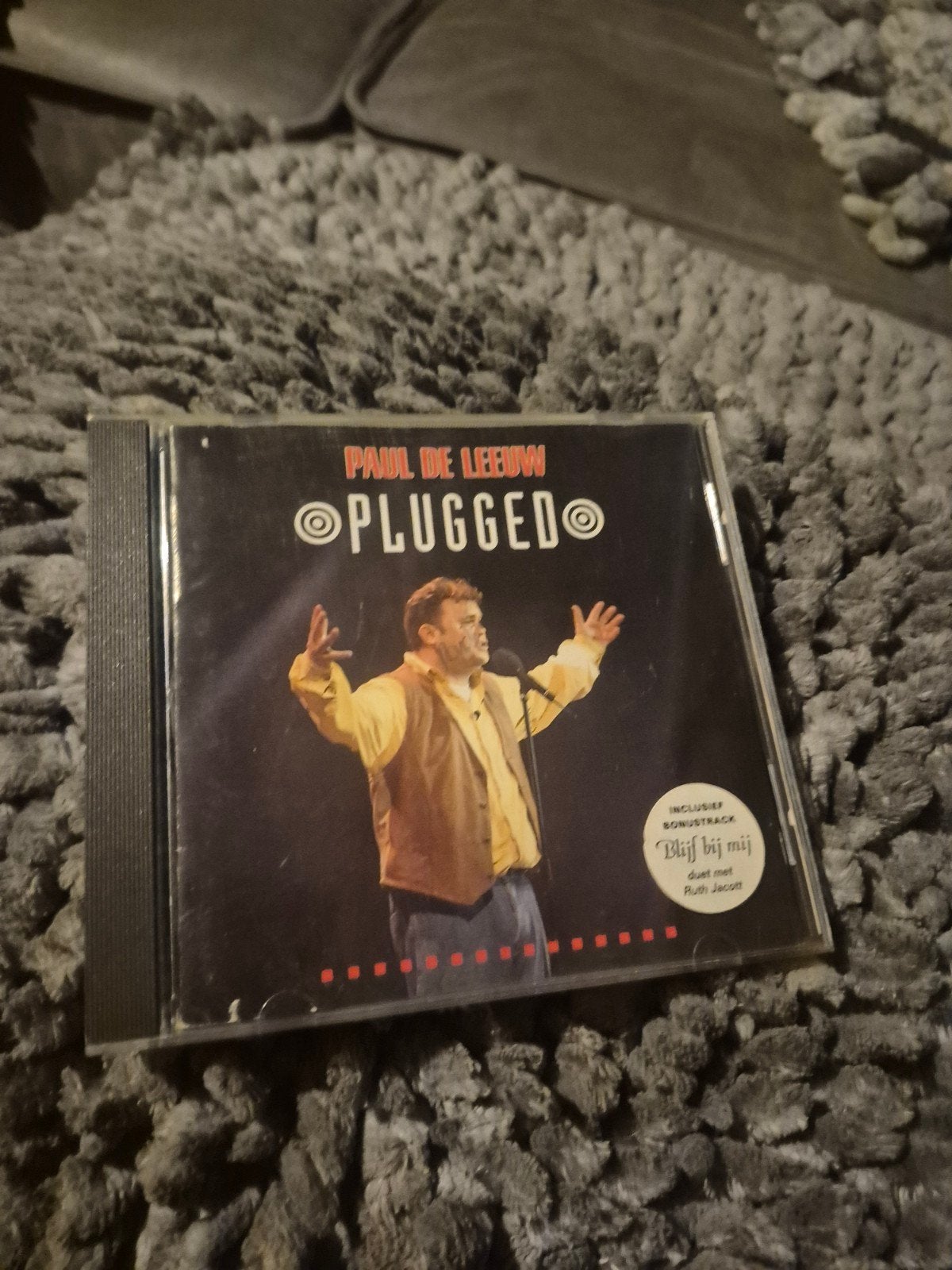 Paul de Leeuw - Plugged CD (1993) -Live album met bonustrack, Cd's en Dvd's, Gebruikt, Met bonustracks, Cabaret of Kleinkunst