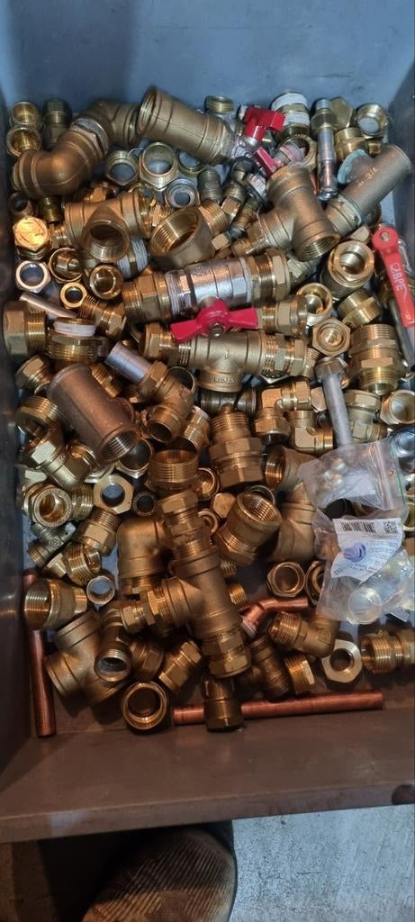 fittingen 1 en 3/4 inch en 22mm knel en  kogelkranen, Doe-het-zelf en Verbouw, Buizen en Afvoer, Overige materialen, Gebruikt