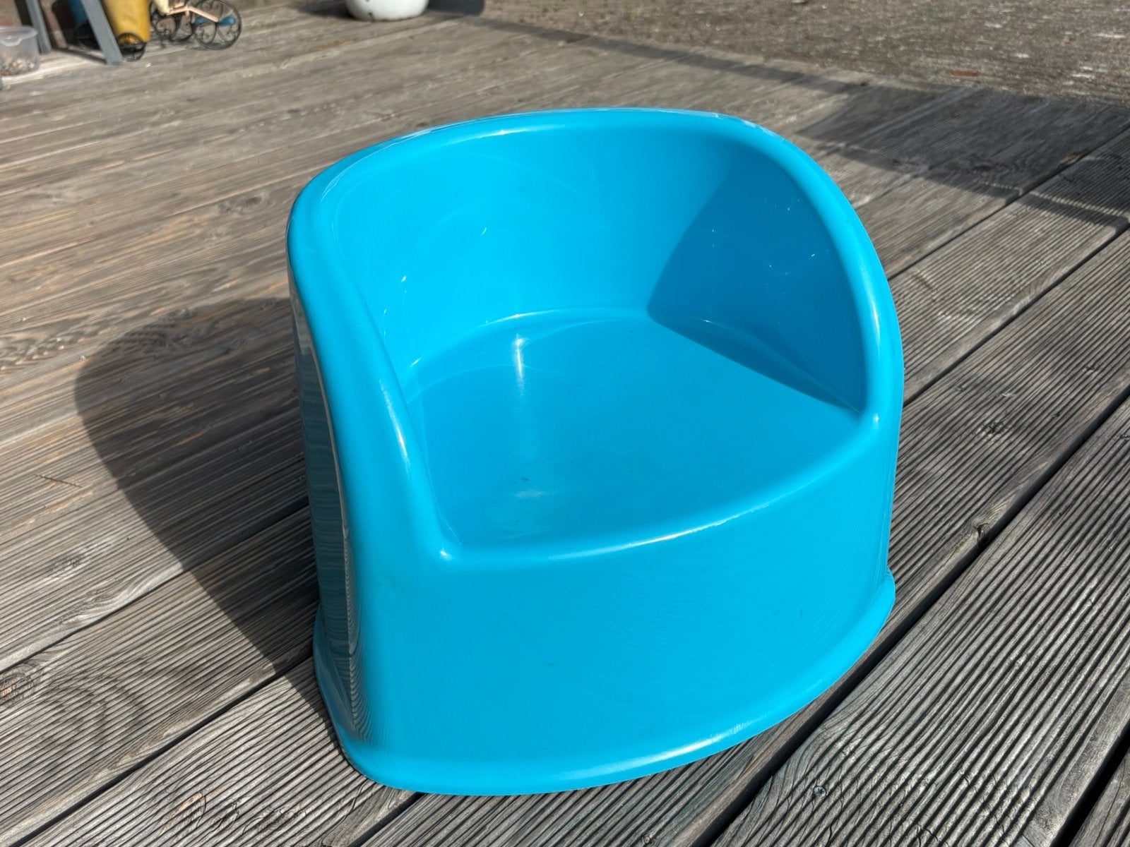 Plastic kinderstoel blauw heel degelijk, Ophalen, Zo goed als nieuw