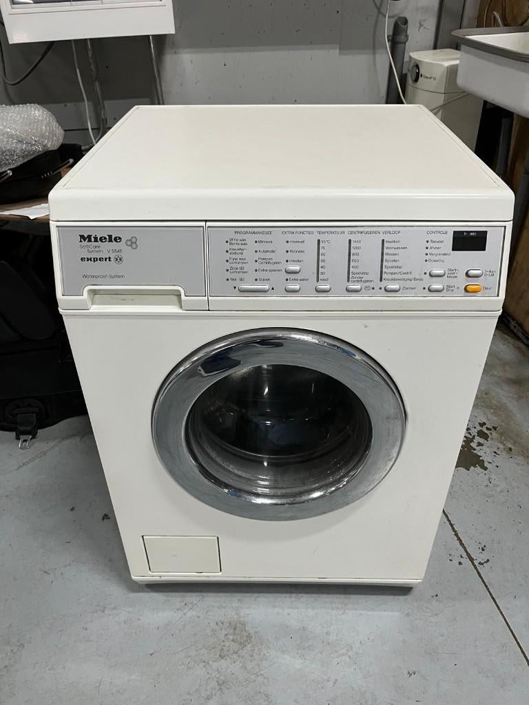 Wasmachine Miele V5545, Ophalen, 1200 tot 1600 toeren, Gebruikt, 4 tot 6 kg
