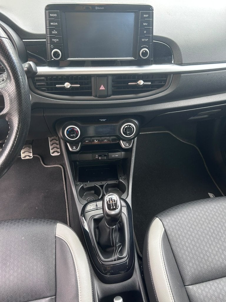 Foto 11 van Kia Picanto 1.0 T-gdi 99 PK 5D 2018 Wit