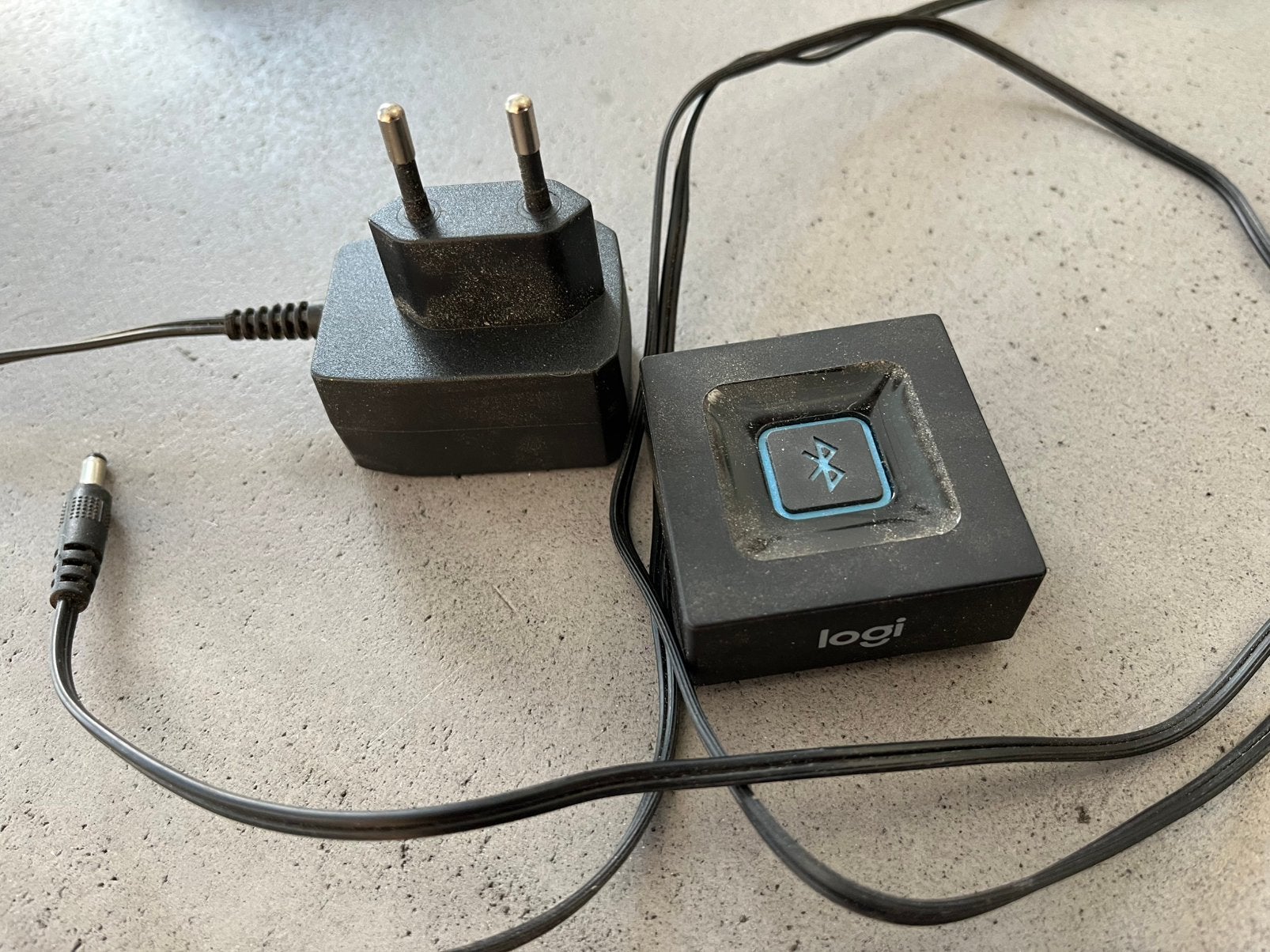Logitech Bluetooth audio ontvanger met voeding, Ophalen of Verzenden, Zo goed als nieuw, Minder dan 2 meter, Overige kabels