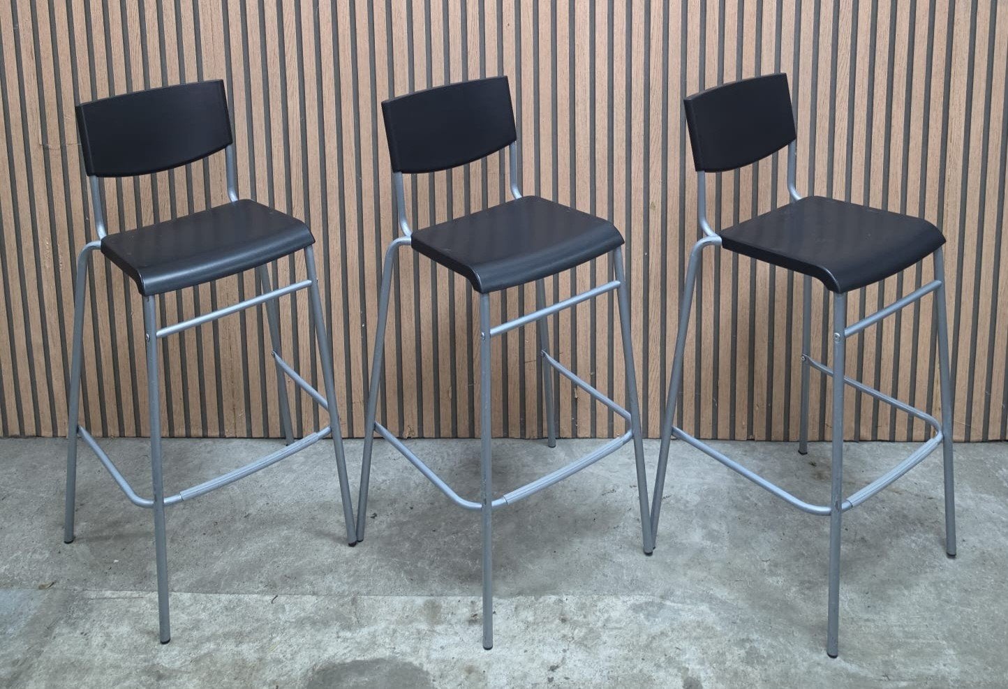 10 x barkrukken metaal kunststof zwart bar kruk barstoelen, Huis en Inrichting, Barkrukken, 5 krukken of meer, 60 tot 90 cm, Ophalen of Verzenden