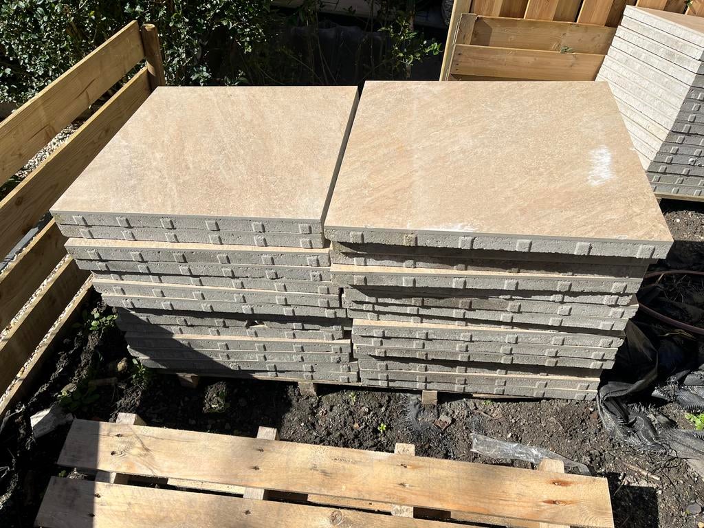 Keramische Tuintegels Cerasun Messina Oro 60x60x4 15m2, Ophalen, Keramiek, Zo goed als nieuw, 10 m² of meer