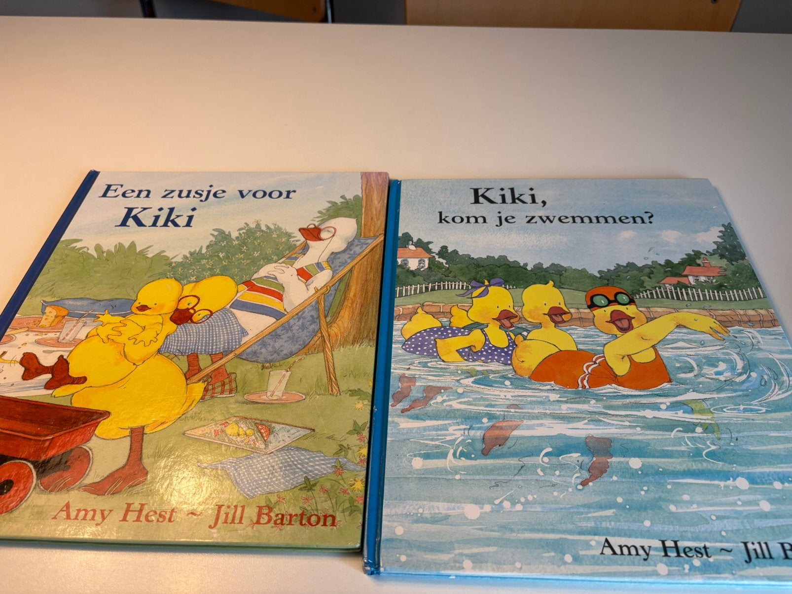 Superjuffie, Kiki, Lisa en Jimmy, Ophalen of Verzenden, Gelezen, Prentenboek