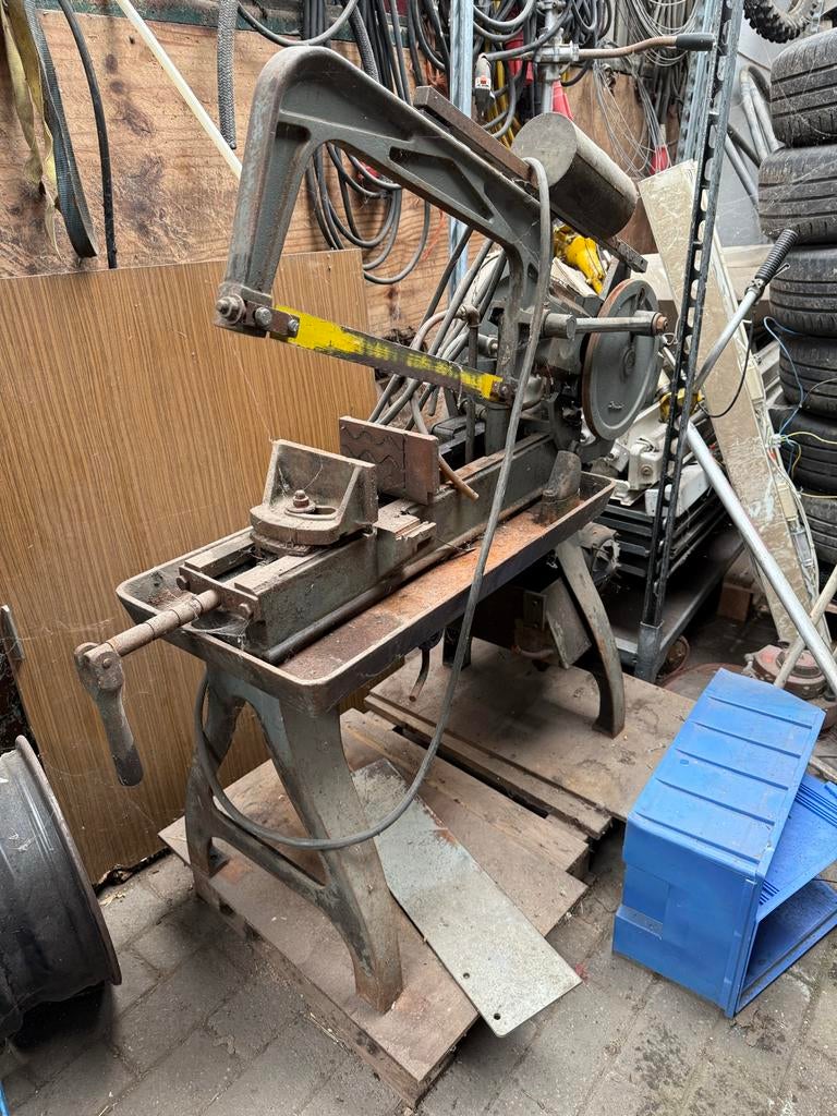 Zware kwaliteit ijzerzaagmachine - Schuurvondst, Ophalen, Gebruikt, Overige typen