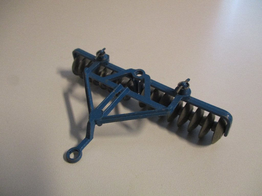Britains schijveneg( blauw), Hobby en Vrije tijd, Ophalen of Verzenden, Gebruikt, Tractor of Landbouw, Britains