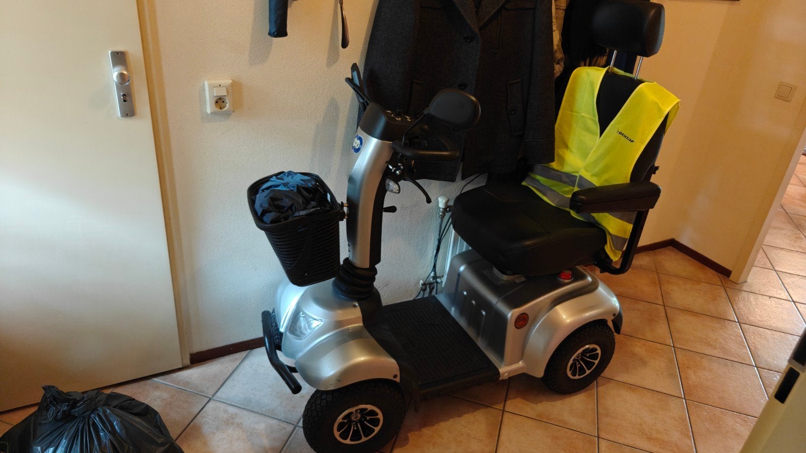 Ceres SE scootmobiel 2018, Gebruikt, 26 t/m 35 km, 11 t/m 15 km/u, Ophalen