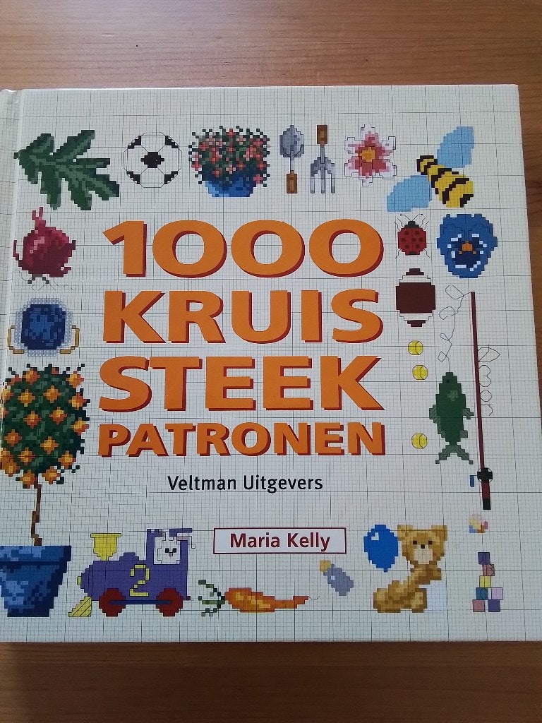 1000 kruissteek patronen, Maria kelly, Hobby en Vrije tijd, Borduren en Borduurmachines, Ophalen of Verzenden, Zo goed als nieuw