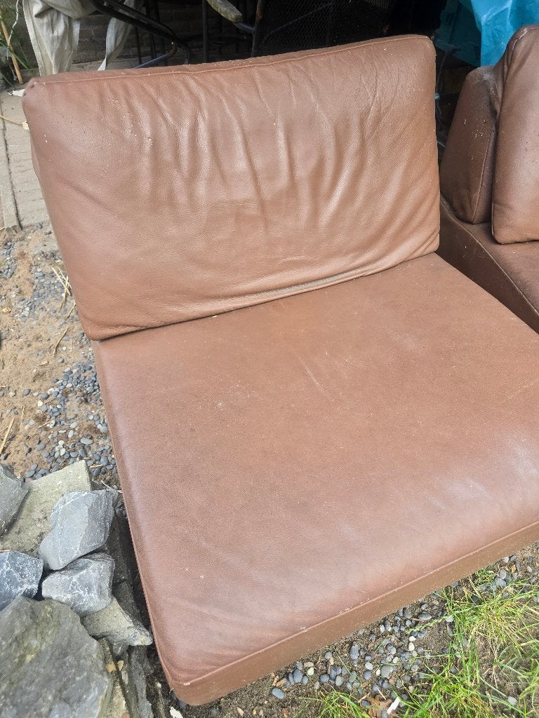 Leren lounge flatteus  2 stuks, Ophalen of Verzenden, Gebruikt
