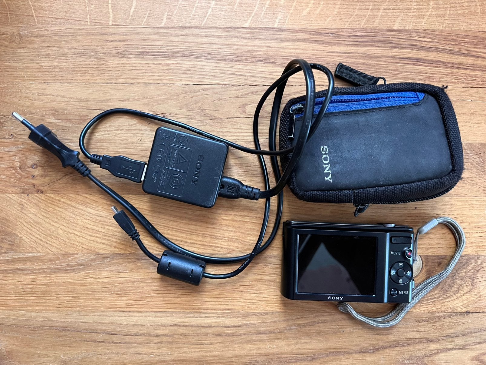 Sony Cyber-shot DSC-W810, Audio, Tv en Foto, Ophalen of Verzenden, Zo goed als nieuw, Compactcamera, 4 t/m 7 keer