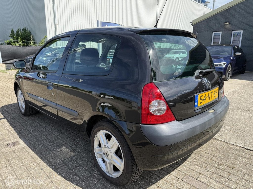 Renault Clio 1.6-16V Dynamique Luxe | Airco | Cruise | Pdc, Auto's, Renault, Voorwielaandrijving, Startonderbreker, Zwart, 4 cilinders