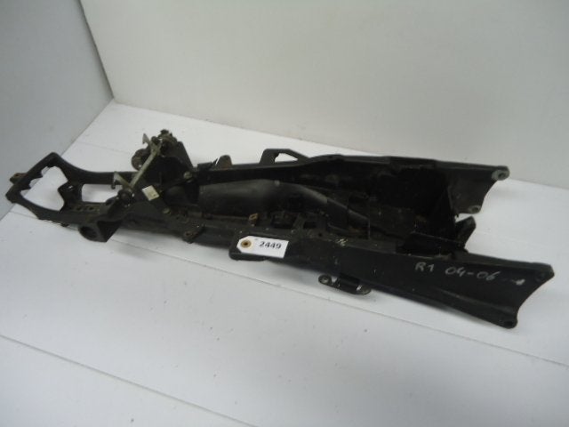 R1 2004 - 2006 Yamaha Subframe D1-23284