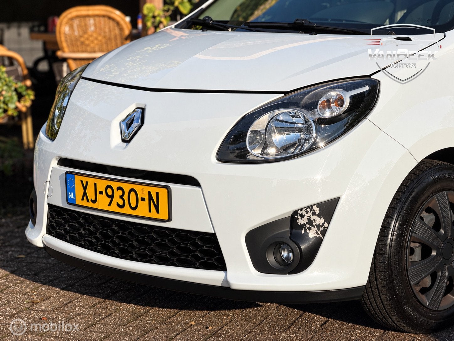 Renault Twingo 1.2-16V Night & Day Nwe Apk, Voorwielaandrijving, Twingo, Gebruikt, 31 €/maand