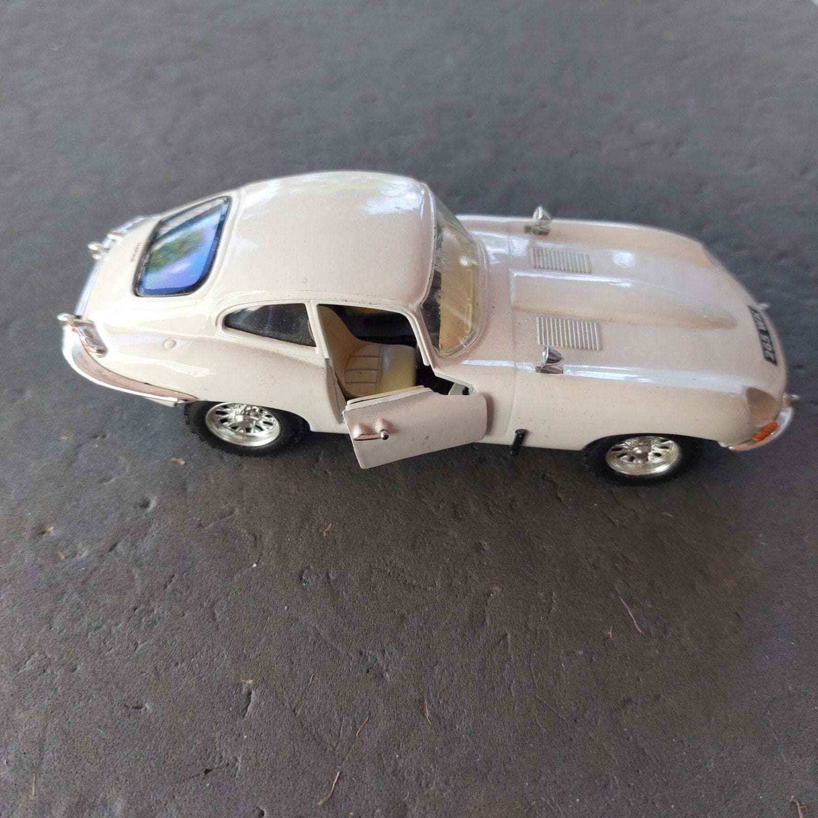 Saico 1/32 Jaguar E-Type Modelauto - Wit, Ophalen of Verzenden