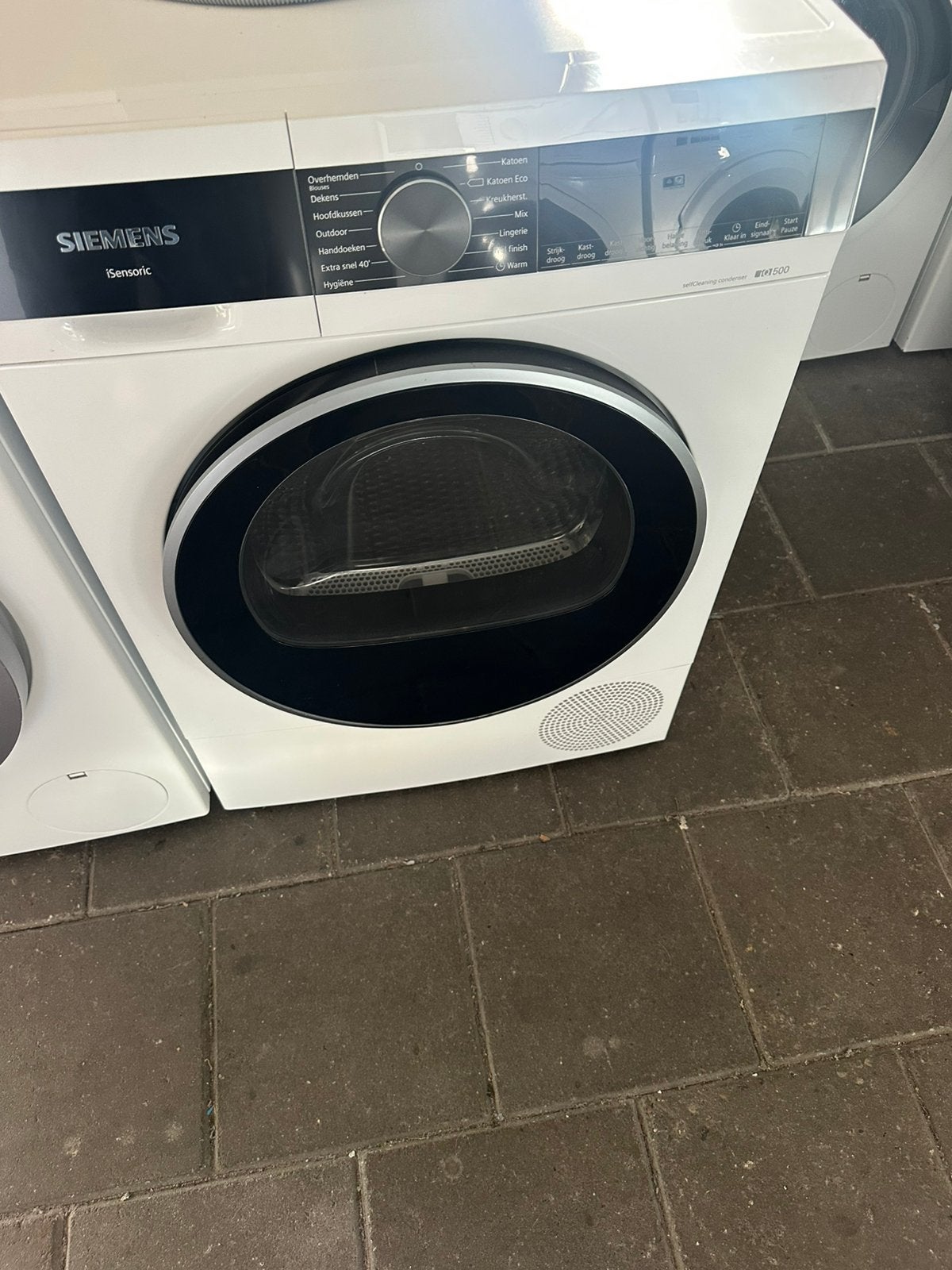 Foto 2 van Siemens WQ45G270NL z.g.a.n. warmtepomp condens