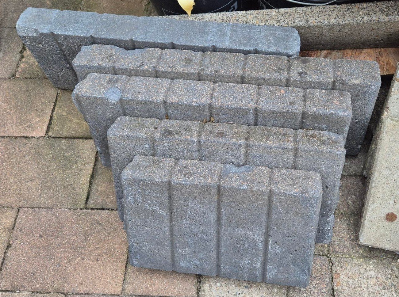 Bielzen tuin, Ophalen, Gebruikt, Beton, Terrastegels