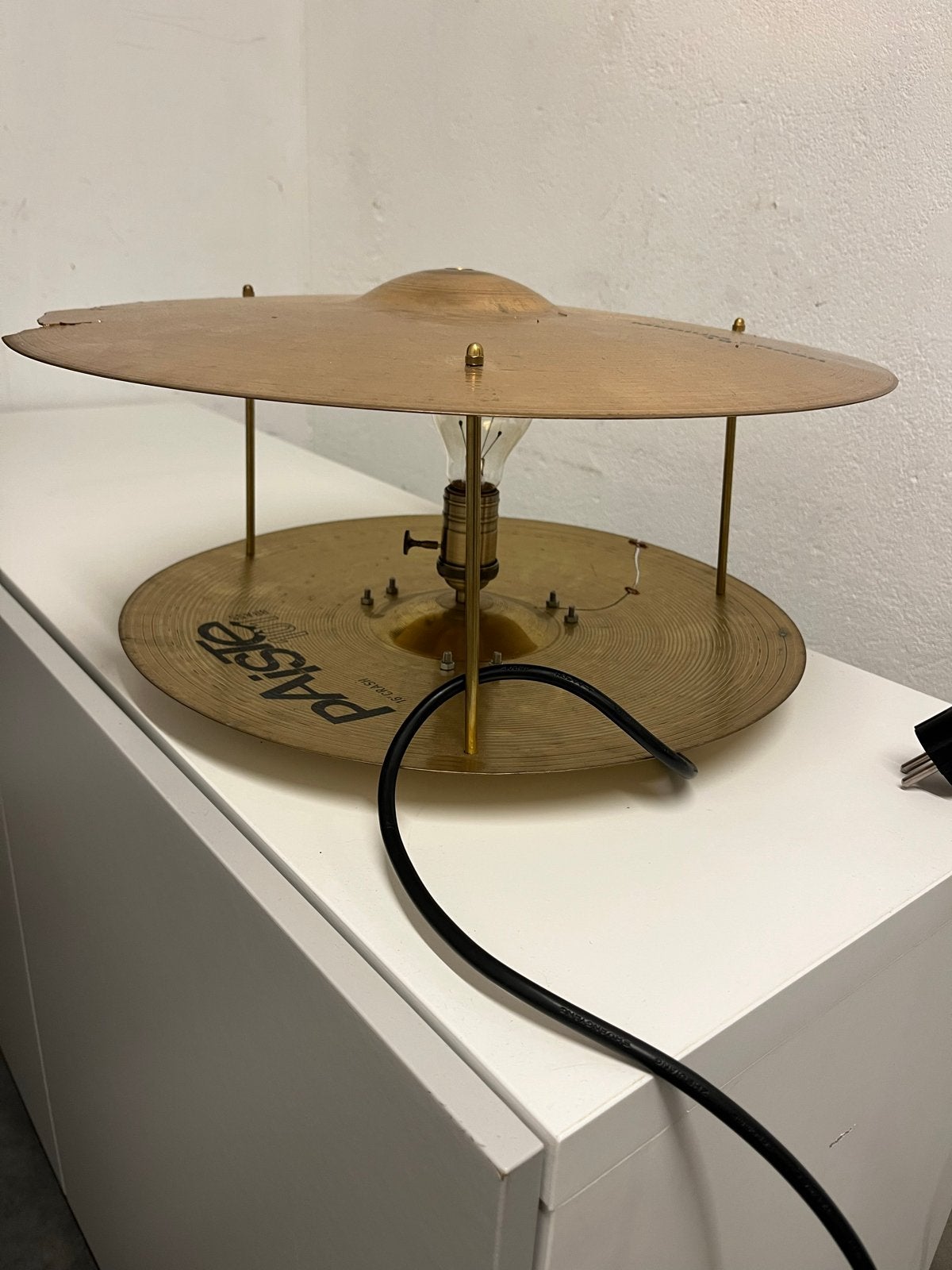 Unieke Paiste Cymbal Bekken Lamp - Industriële Stijl Muziek, Metaal, Overige merken, Industrieel, Zo goed als nieuw