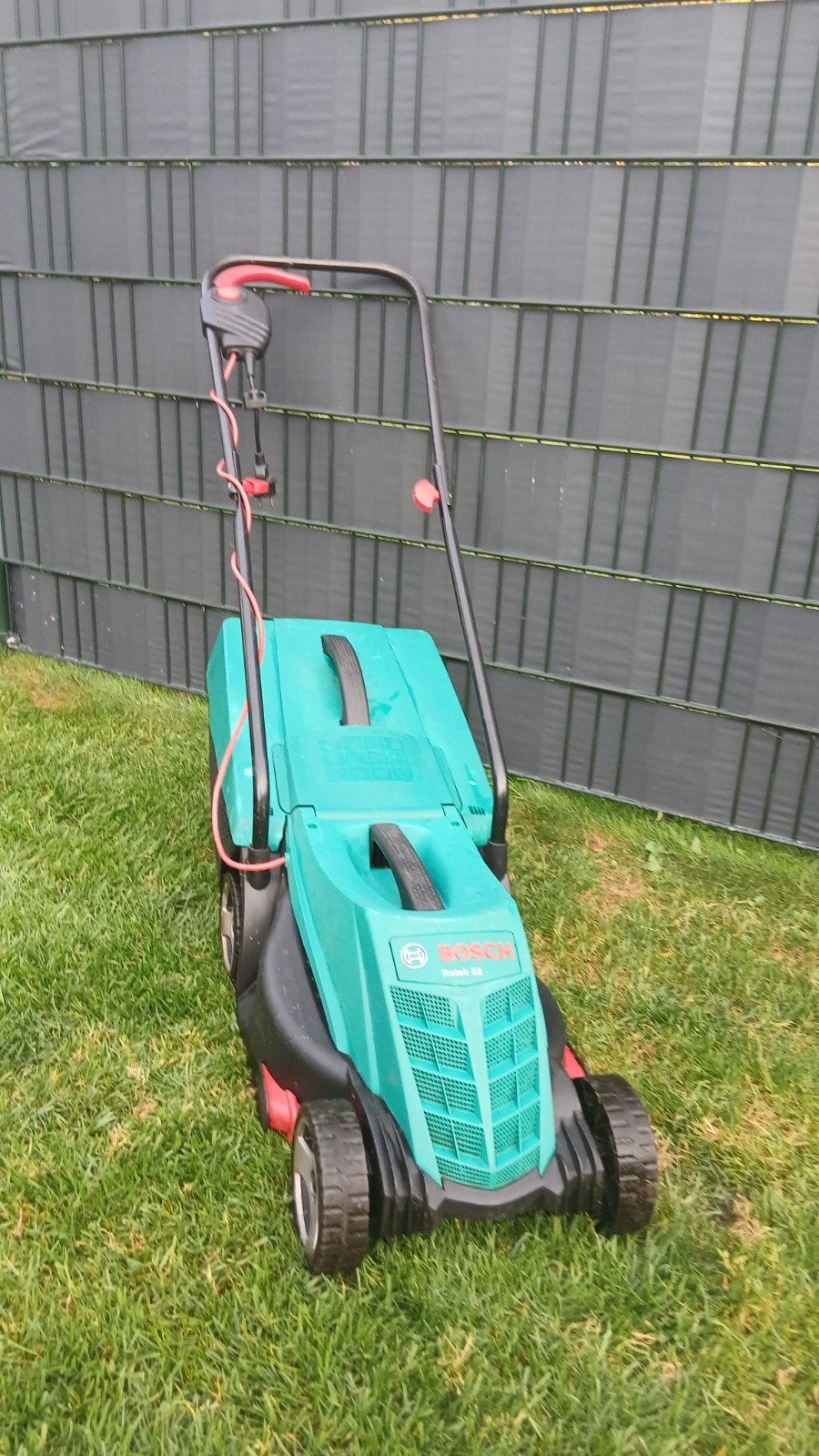 Bosch Rotak 32 grasmaaier - Nette staat, weinig gebruikt, Ophalen, Zo goed als nieuw, Bosch, Opvangbak
