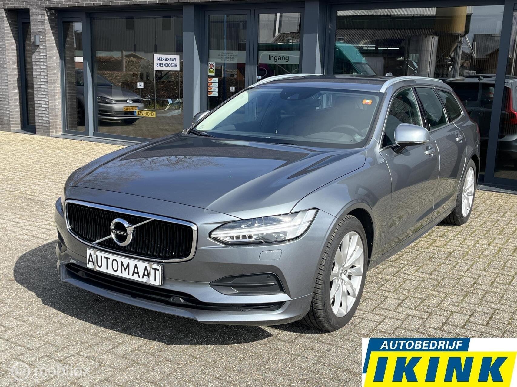 Volvo V90 2.0 T4 Momentum | Trekhaak, 1616 kg, Adaptive Cruise Control, 93 €/maand, 750 kg