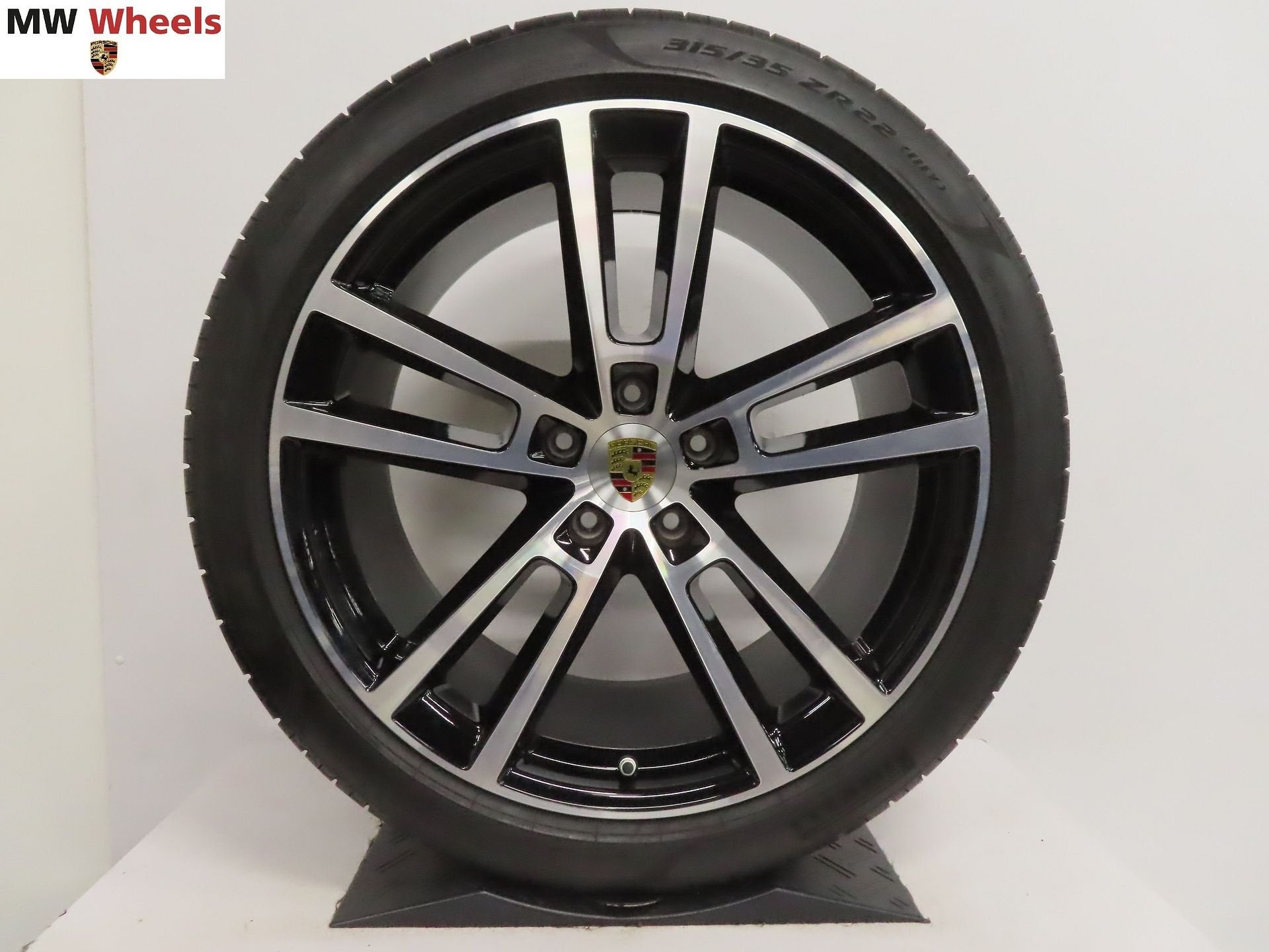 Porsche Cayenne 2025 coupe 22 inch velgen met zomerbanden, Gebruikt, -, 285 mm, -