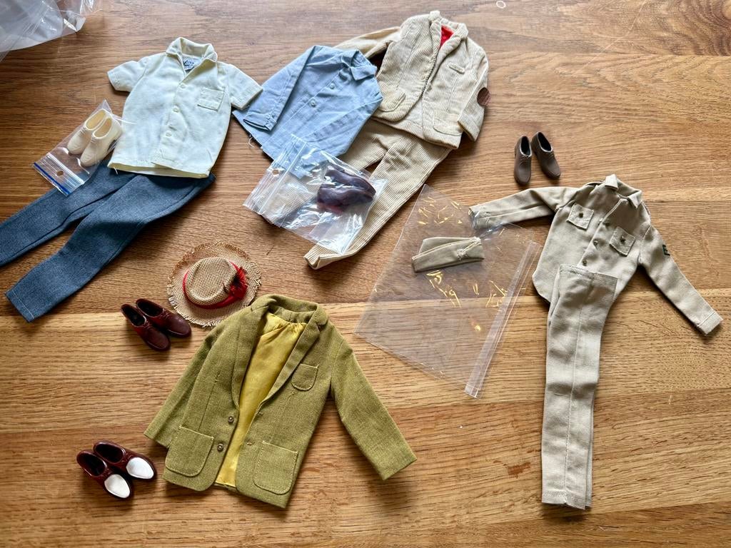Vintage ken kleding setjes Barbie, Ophalen of Verzenden, Gebruikt, Kleertjes