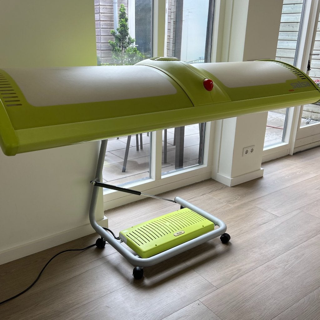 Zonnehemel Alisun 12 lampen incl bed en matras, Ophalen, Gebruikt, Zonnebank enkelzijdig, 10 tot 15 lampen