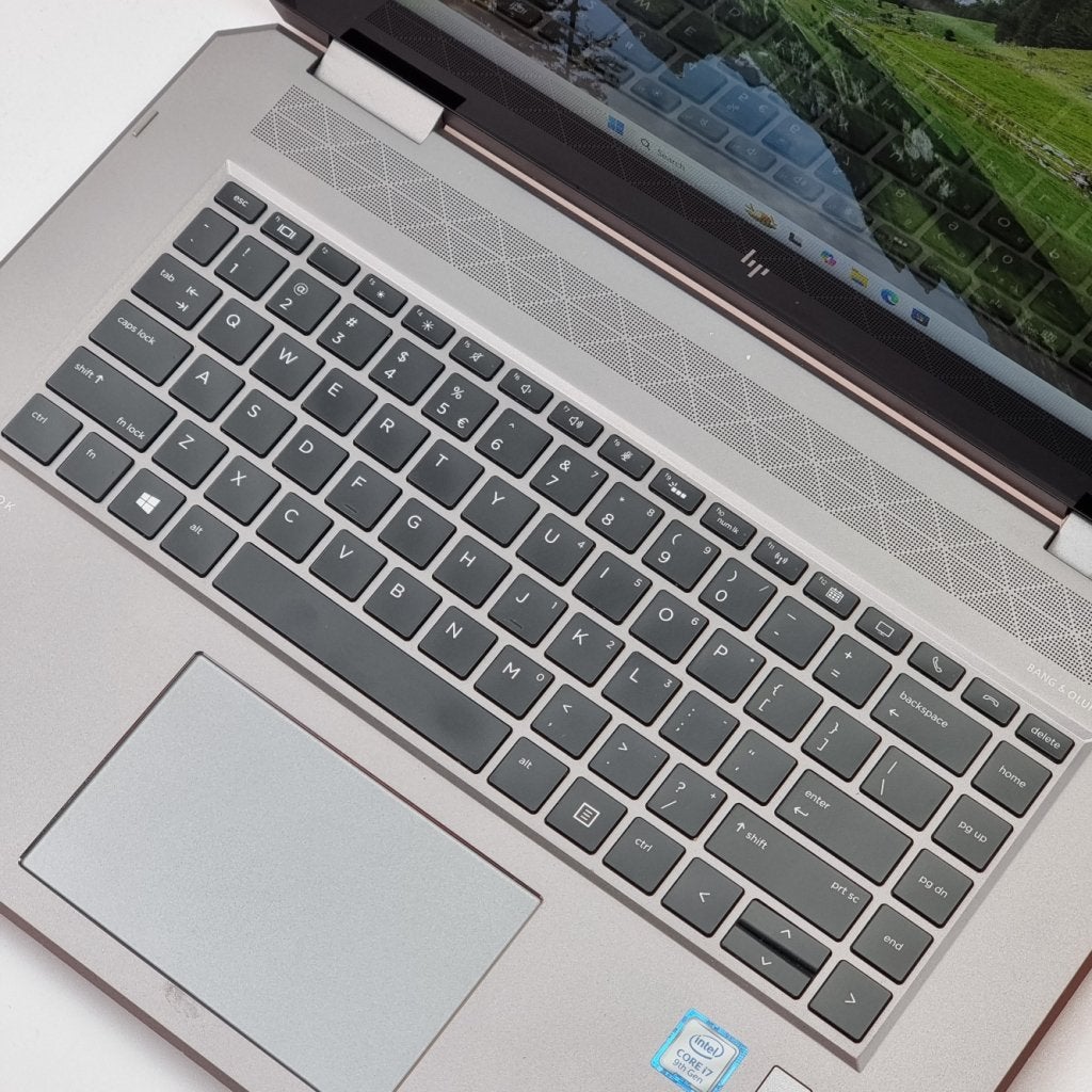 HP ZBook Studio x360 G5 i7-9/16GB/512GB, Computers en Software, Windows Laptops, HP, Gebruikt, Support@hp.com, 1501 Page Mill Road
Palo Alto, CA 94304
USA