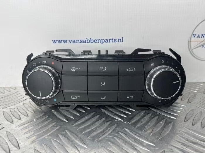 Kachel Bedieningspaneel van een Mercedes B-Klasse, Ophalen of Verzenden, Gebruikt