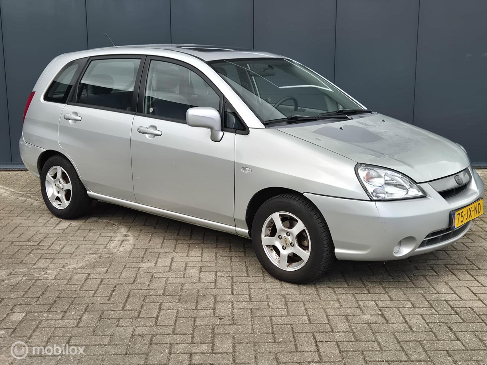 Suzuki Liana 1.3 GLS|APK 4-2027, Auto's, Suzuki, Voorwielaandrijving, Metallic lak, Stof, Gebruikt