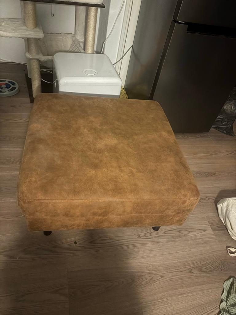 Cognac kleurige hocker -, Ophalen, Gebruikt, Vierkant, Stof