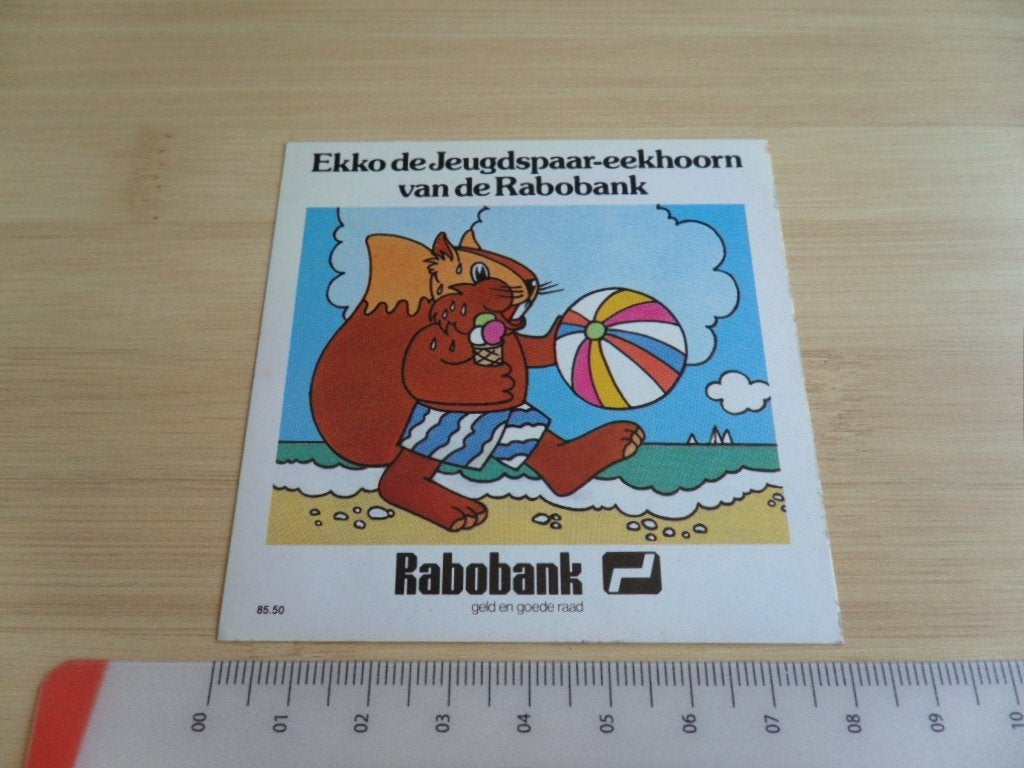 sticker rabobank strip eekhoorn strand bal ijsje, Ophalen, Zo goed als nieuw