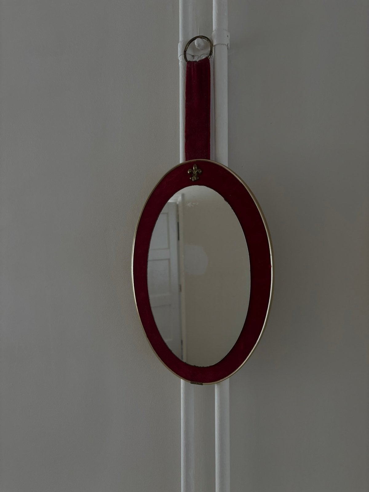 Vintage ovale spiegel – rode fluwelen rand, Ophalen