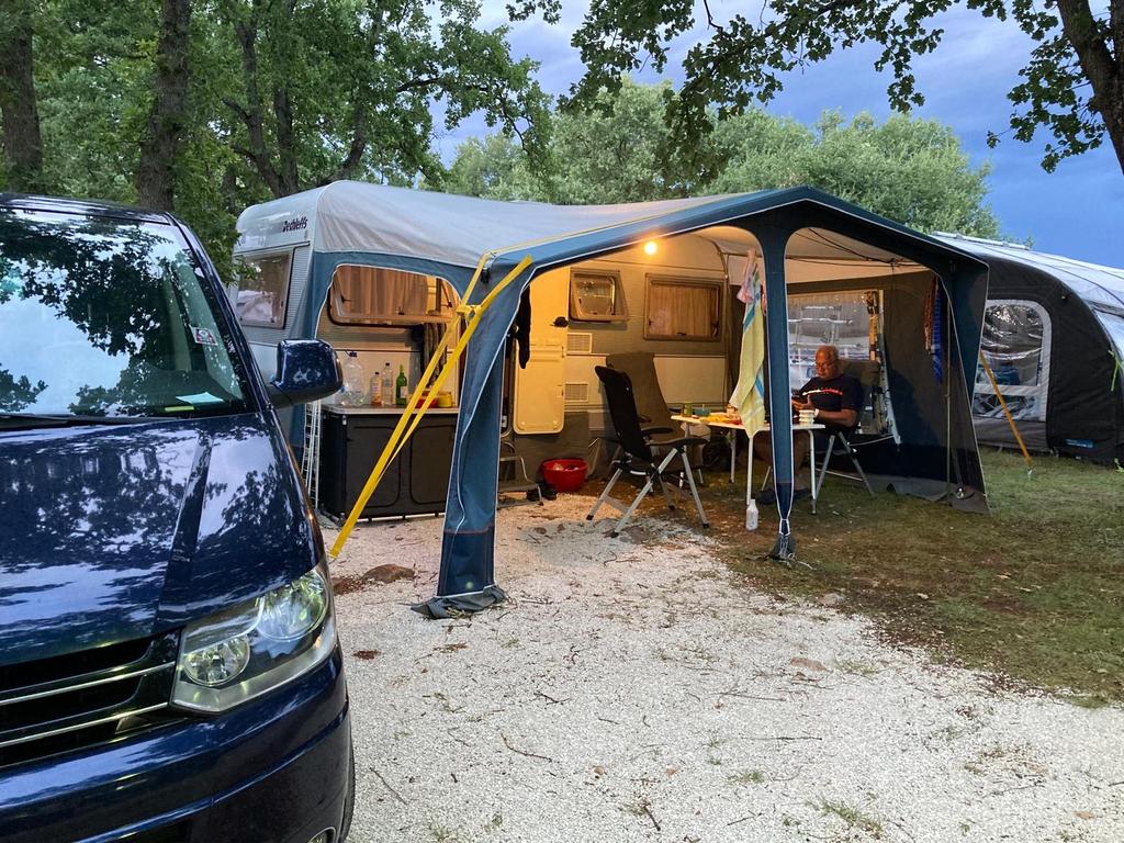 Mooie Dethleffs 465 caravan met top voortent/luifel, Caravans en Kamperen, Ophalen, Gebruikt, Tot en met 4