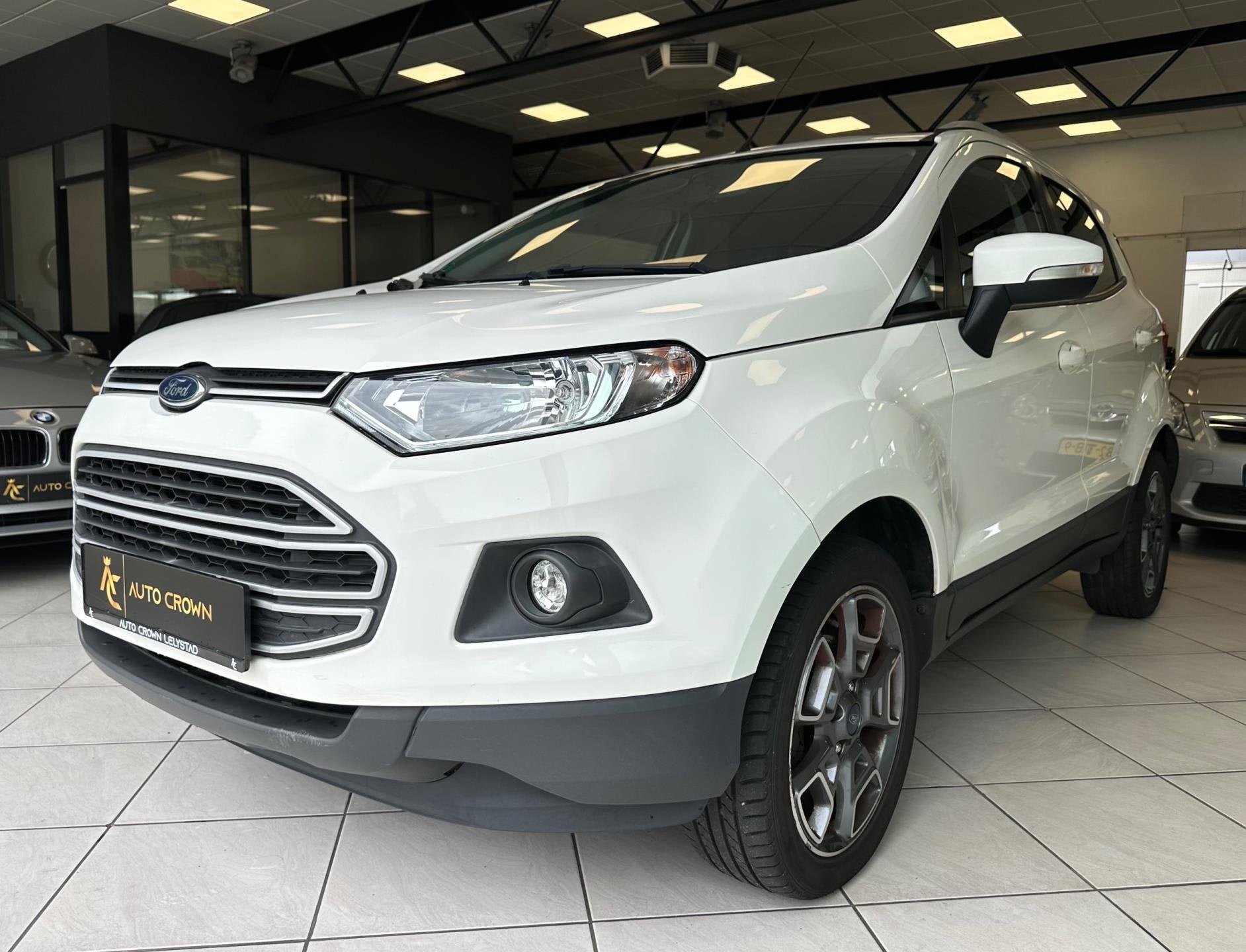 Ford EcoSport 1.5 Ti-VCT Titanium AUTOMAAT Navi Camera, Auto's, Ford, Euro 6, 400 kg, Leder en Stof, Wit