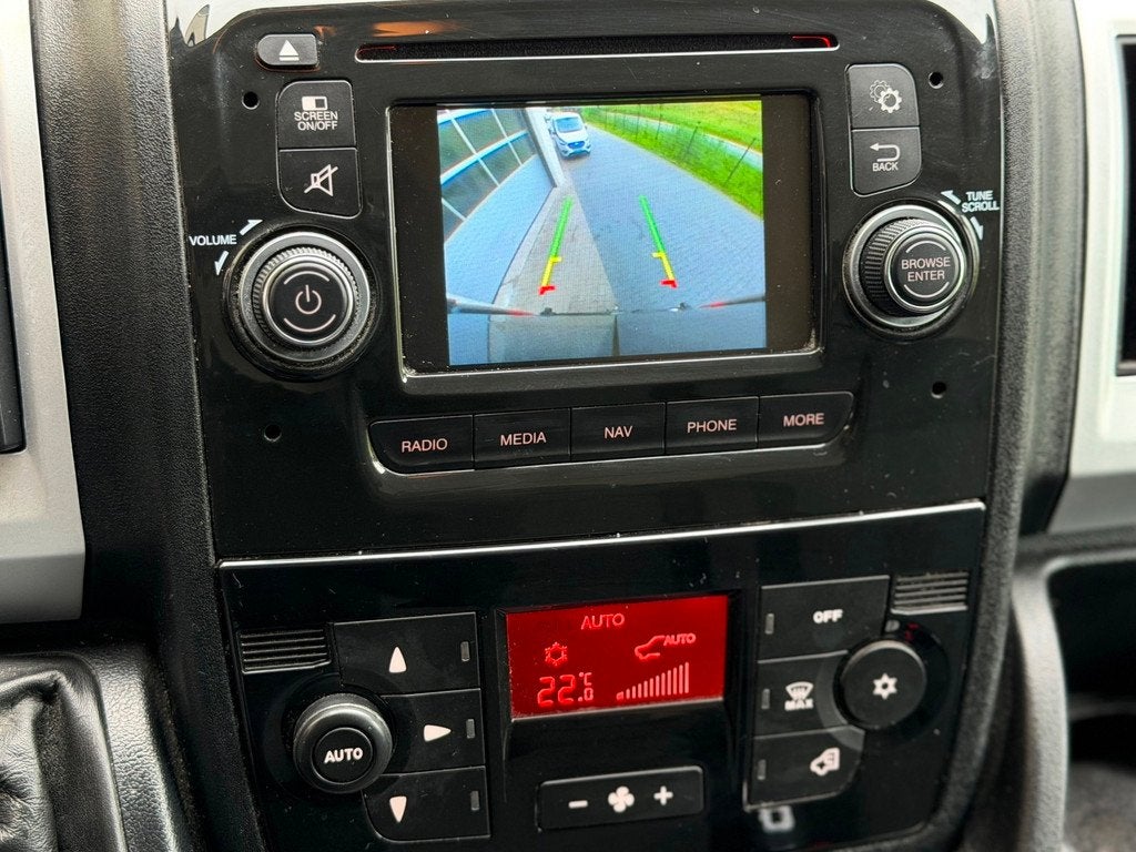 Fiat Ducato 30 2.3|MultiJet|L2H2|cam|trekhaak|climatronic, Auto's, Bestelauto's, Voorwielaandrijving, Euro 6, Origineel Nederlands