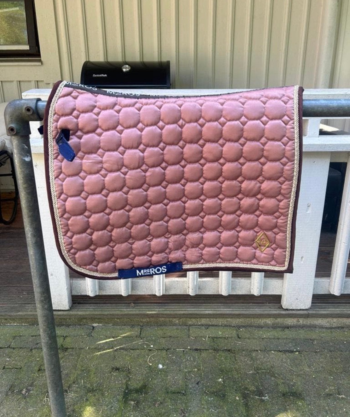 Mrs Ros dressuur dekje roze, Ophalen of Verzenden, Gebruikt