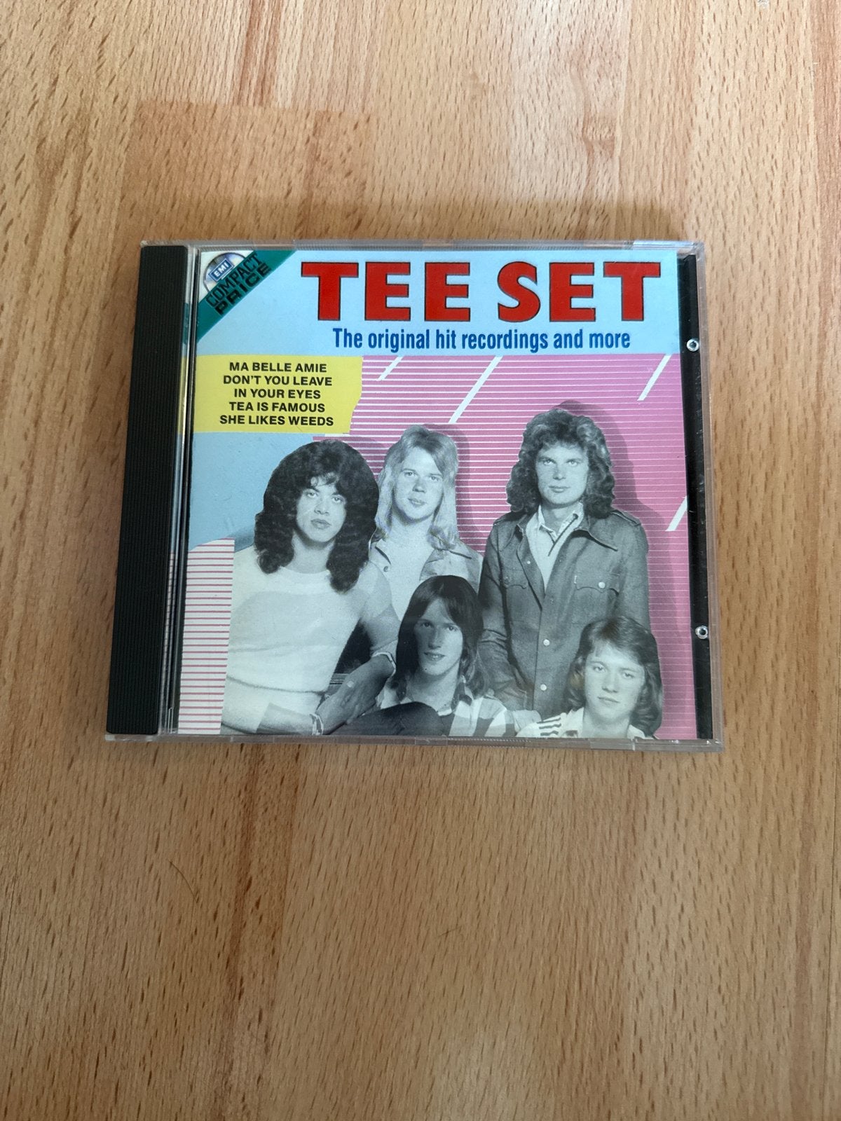 Tee Set - The Original Hit Recordings and More CD, Cd's en Dvd's, Pop, Ophalen of Verzenden, Zo goed als nieuw, Inclusief boekje
