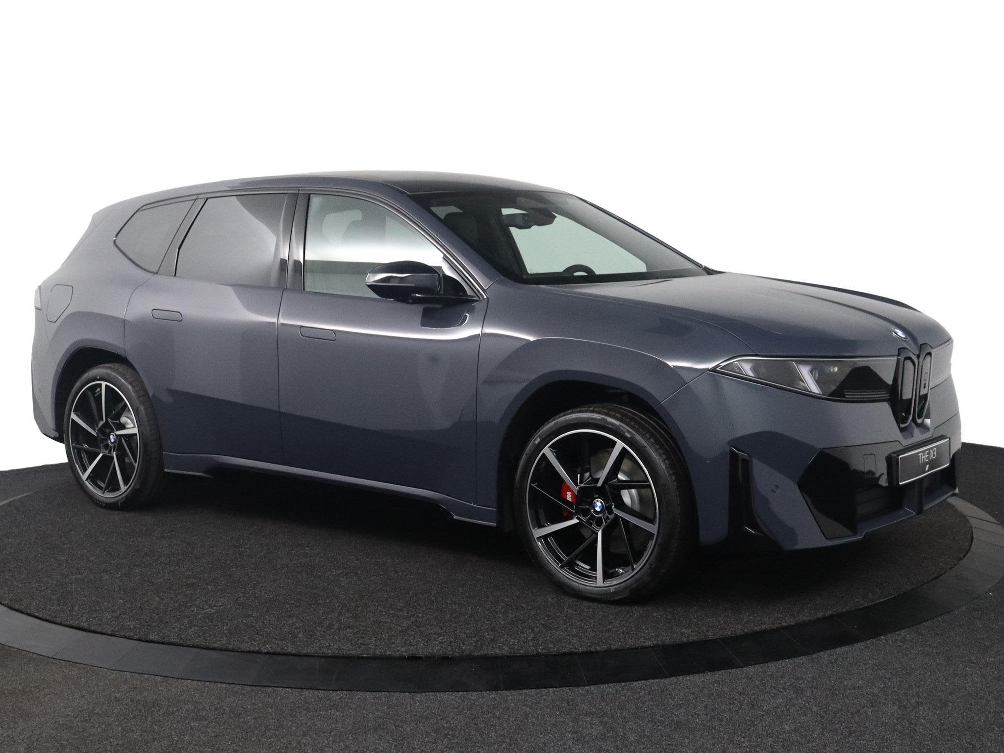 BMW iX3 40 eDrive M Sportpakket Pro | Innovation Pack, Auto's, Automaat, Metallic lak, 637 km, IX3