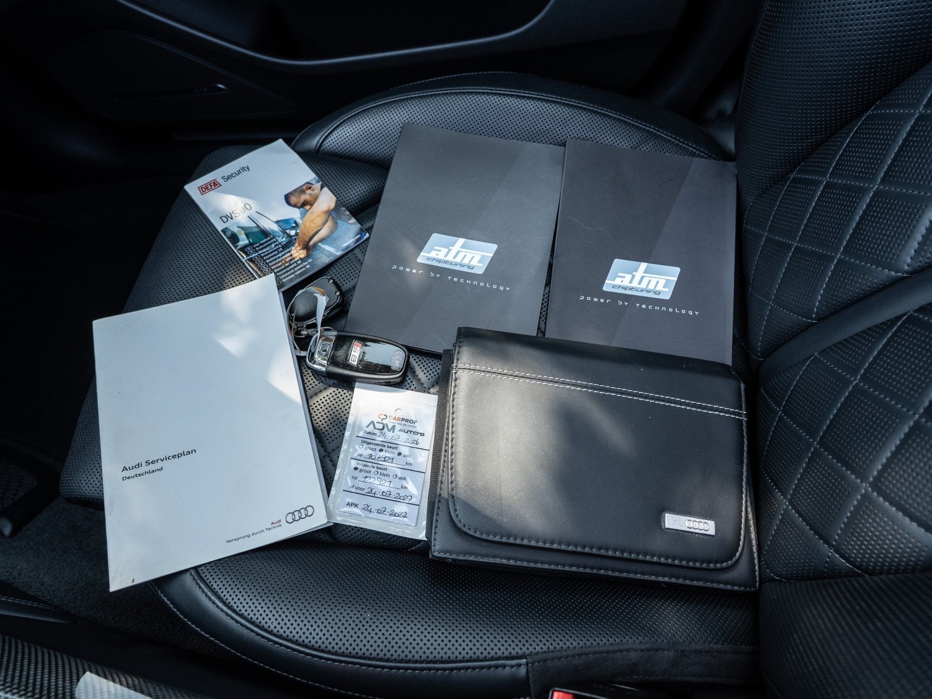 Audi S8 4.0 TFSI QUATTRO | CARBON | RS ZETELS | PANORAMA | 3, Automaat, Gebruikt, Bedrijf, Vierwielaandrijving