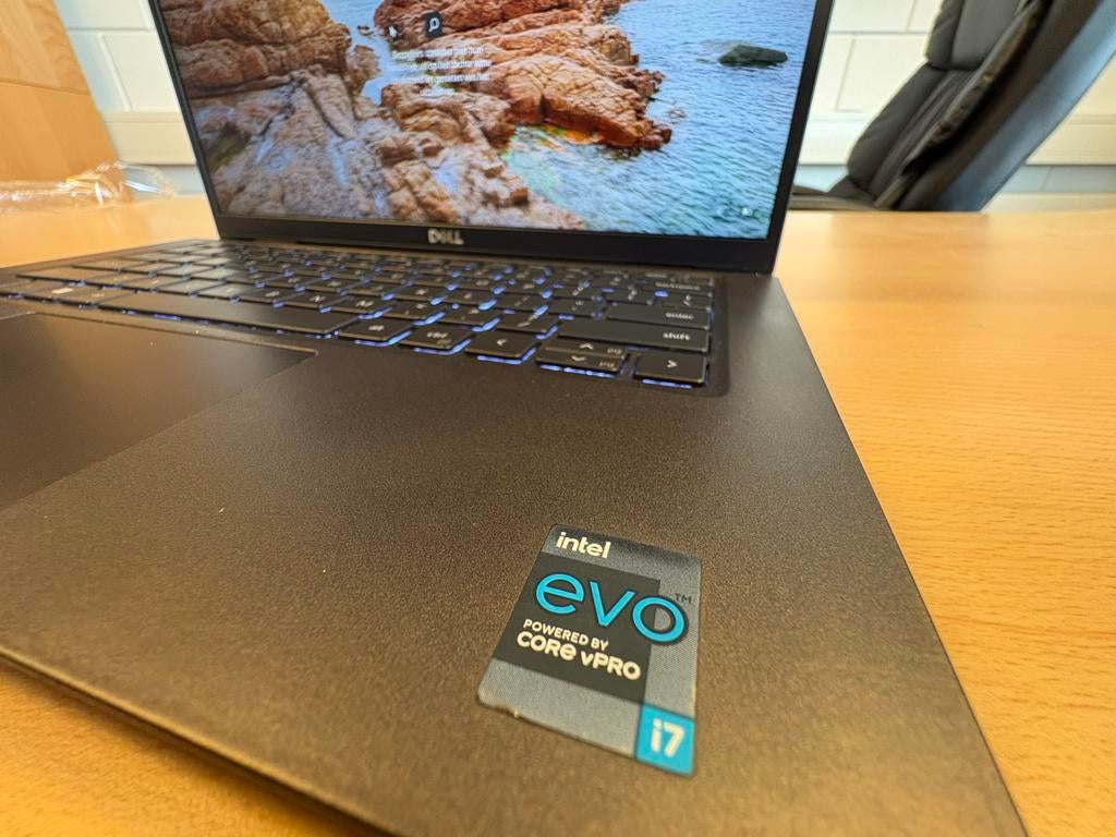 Dell Latitude 7320 i7-11e gen 16GB RAM 256GB SSD, Computers en Software, Qwerty, 13 inch, 4104 AW beesdseweg 3-18 culemborg, Ophalen of Verzenden