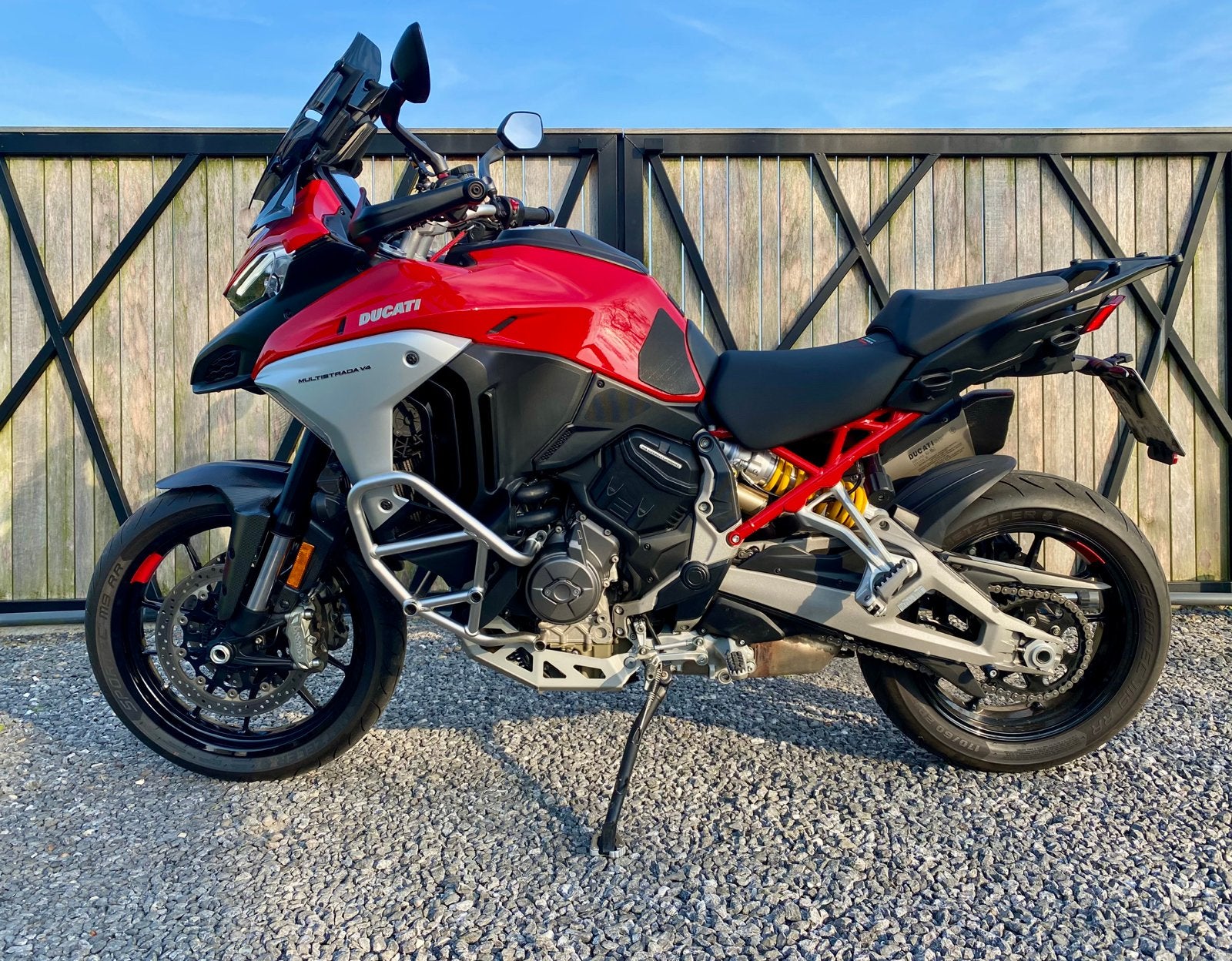 Multistrada V4 Performance/Enduro, Motoren, Motoren | Ducati, Occasion, 4 cilinders, Particulier, Meer dan 35 kW
