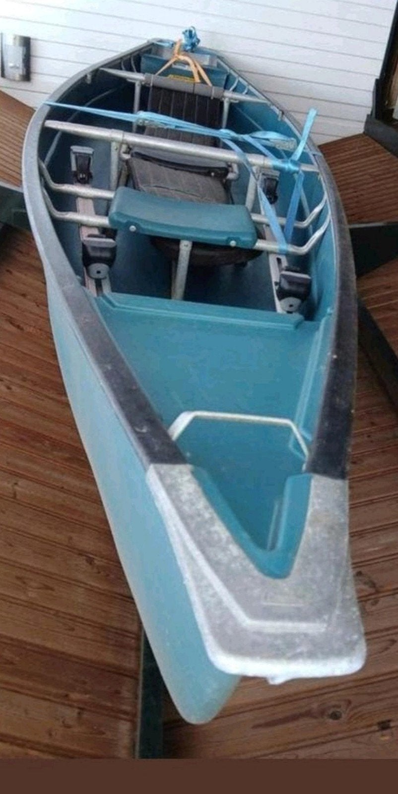 COLEMAN Kano 13 feet
Mooie 3 persoons kano, Watersport en Boten, Kano's, Ophalen, Gebruikt, Canadese kano of Open kano, Met peddels