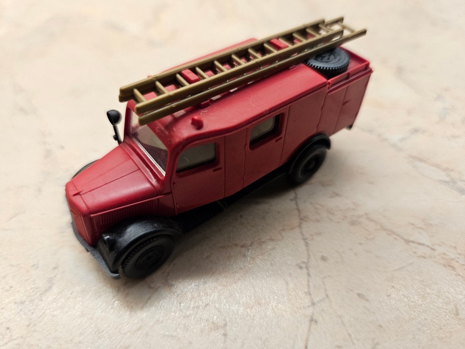 Wiking Opel Blitz Brandweerwagen 1:87, Ophalen of Verzenden, Zo goed als nieuw, Auto, Wiking