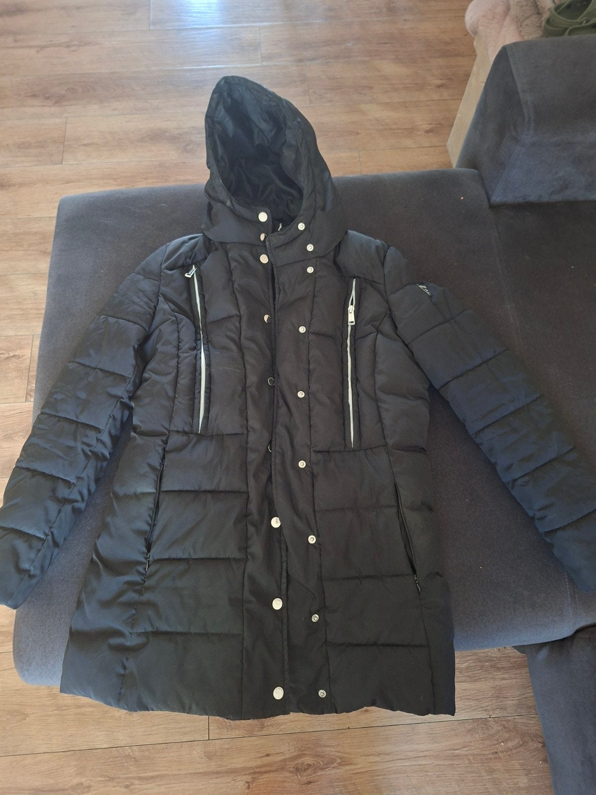 Guess winterjas zwart, maat M, Ophalen of Verzenden, Zo goed als nieuw, Zwart