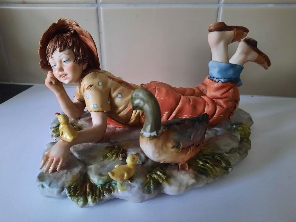 Capodimonte beeld jongen, Ophalen, Zo goed als nieuw, Mens