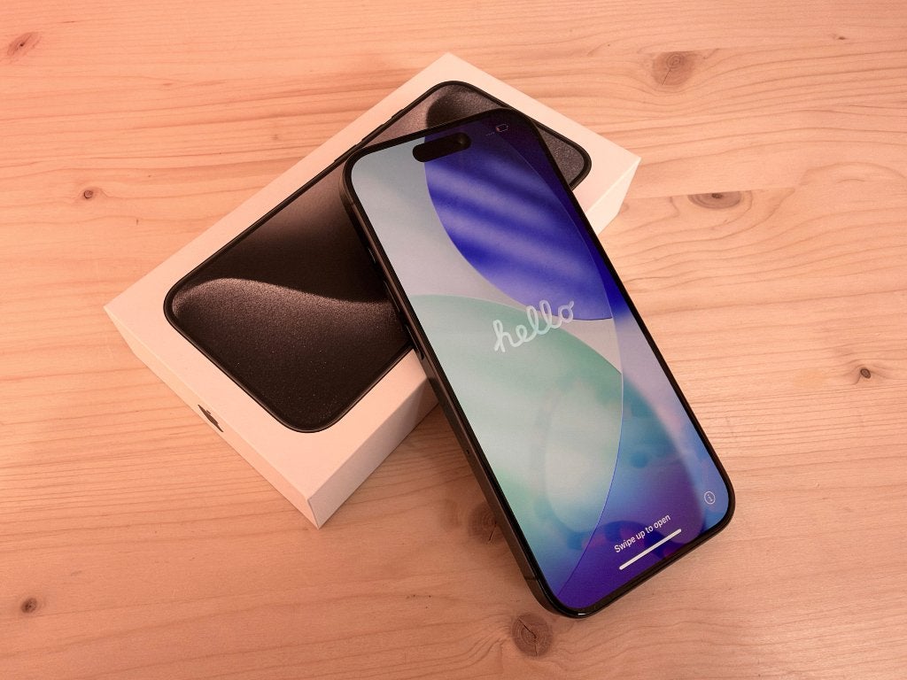 Foto 2 van iPhone 15 Pro 256GB | Titanium / Black | Apple