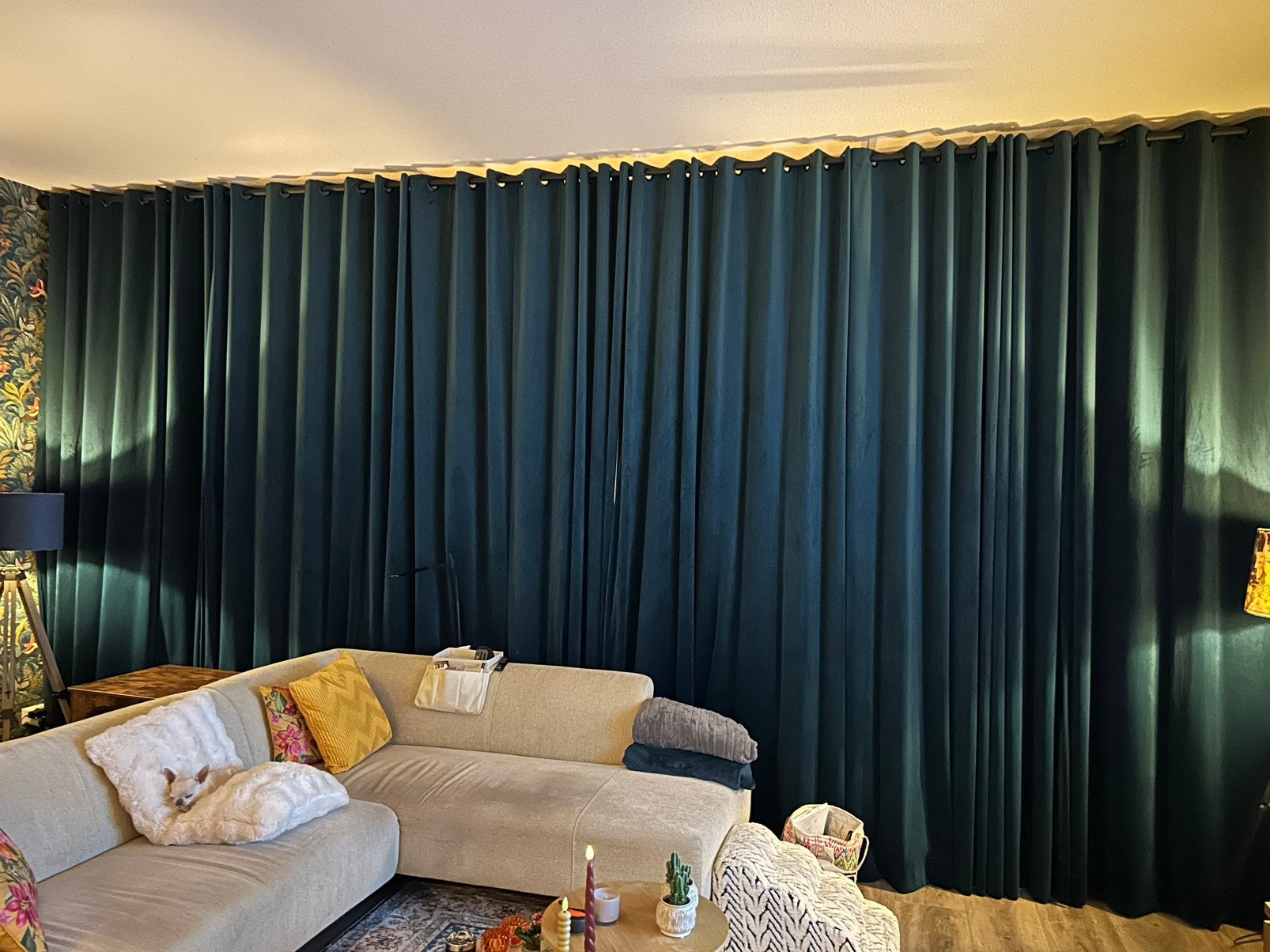 Vlour gordijn, Huis en Inrichting, Ophalen, Zo goed als nieuw, Gordijn, Verduisterend