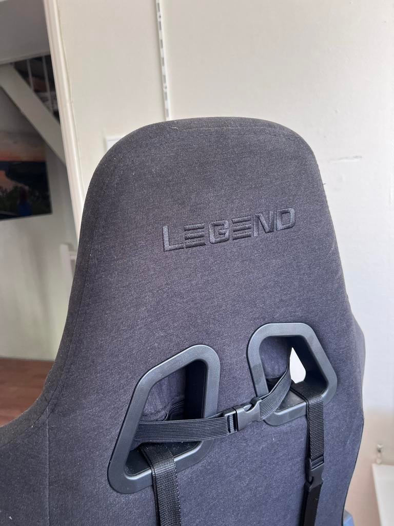 Jysk Legend Gamestoel - Comfortabel en Ergonomisch, Huis en Inrichting, Bureaustoelen, Ophalen, Zwart, Zo goed als nieuw, Bureaustoel