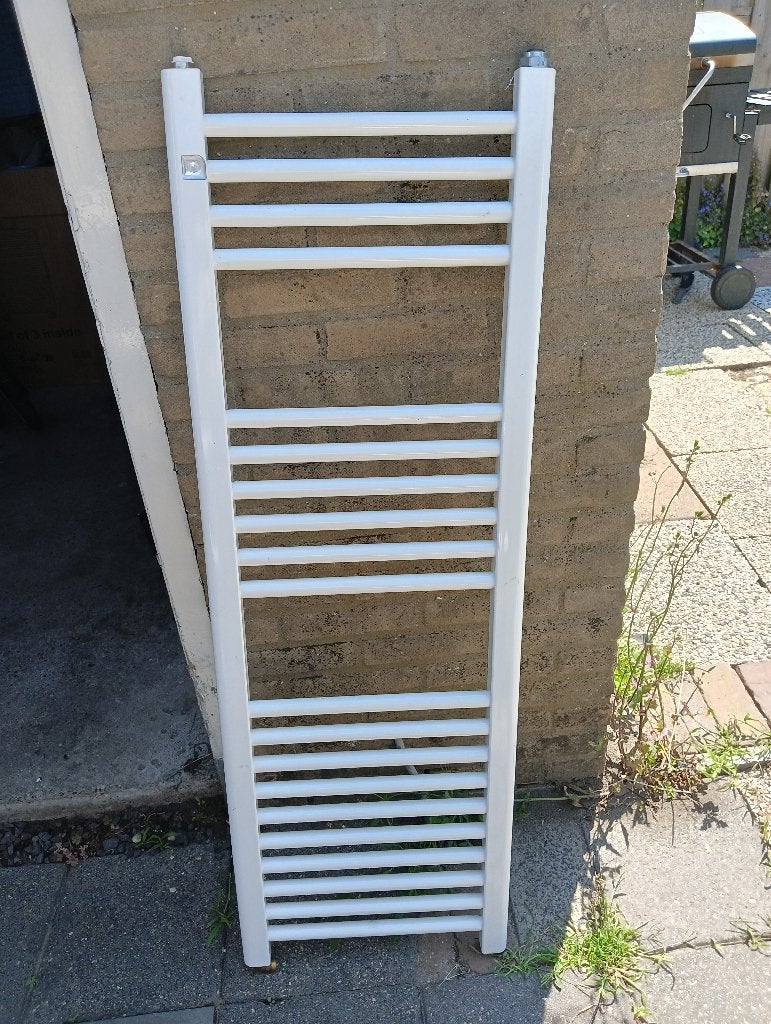 Radiatoren: 2x Radiator 60x60 + 1x Handdoekradiator, Ophalen, Radiator, Minder dan 60 cm, Zo goed als nieuw